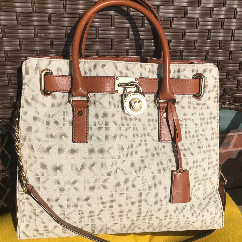 Michael Kors large vanilla signature Hamilton